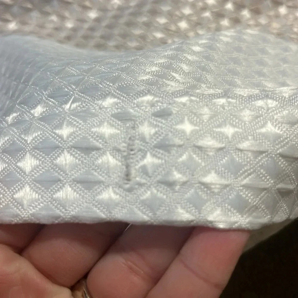 Dainty Home Waffle Weaved Ombre Striped Shower Curtain (approx. 70 inches wide) - Picture 2 of 2